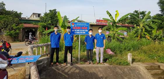 Description: Có thể là hình ảnh về đang đứng và ngoài trời